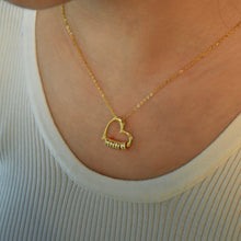 Load image into Gallery viewer, Family Heart Pendant Necklace
